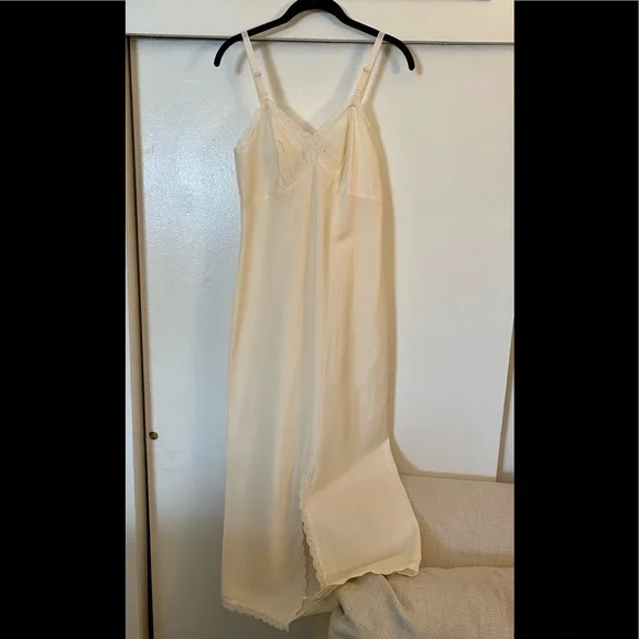 white christmas dresses EDA main image 1